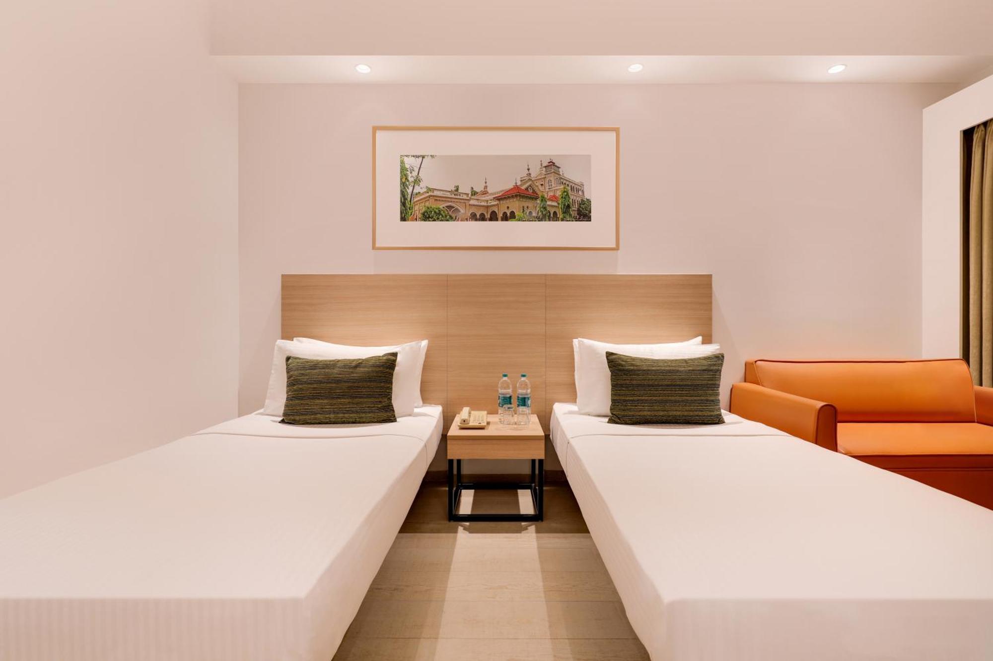 Lemon Tree Hotel Hinjewadi Pune Hinjawadi Exteriör bild