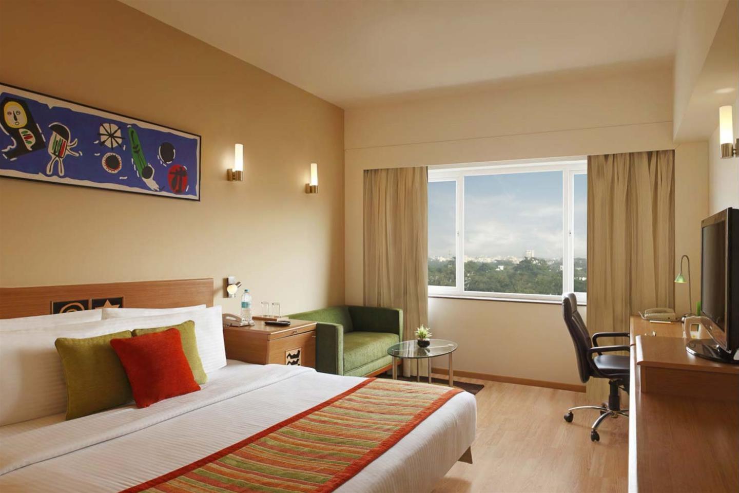 Lemon Tree Hotel Hinjewadi Pune Hinjawadi Exteriör bild