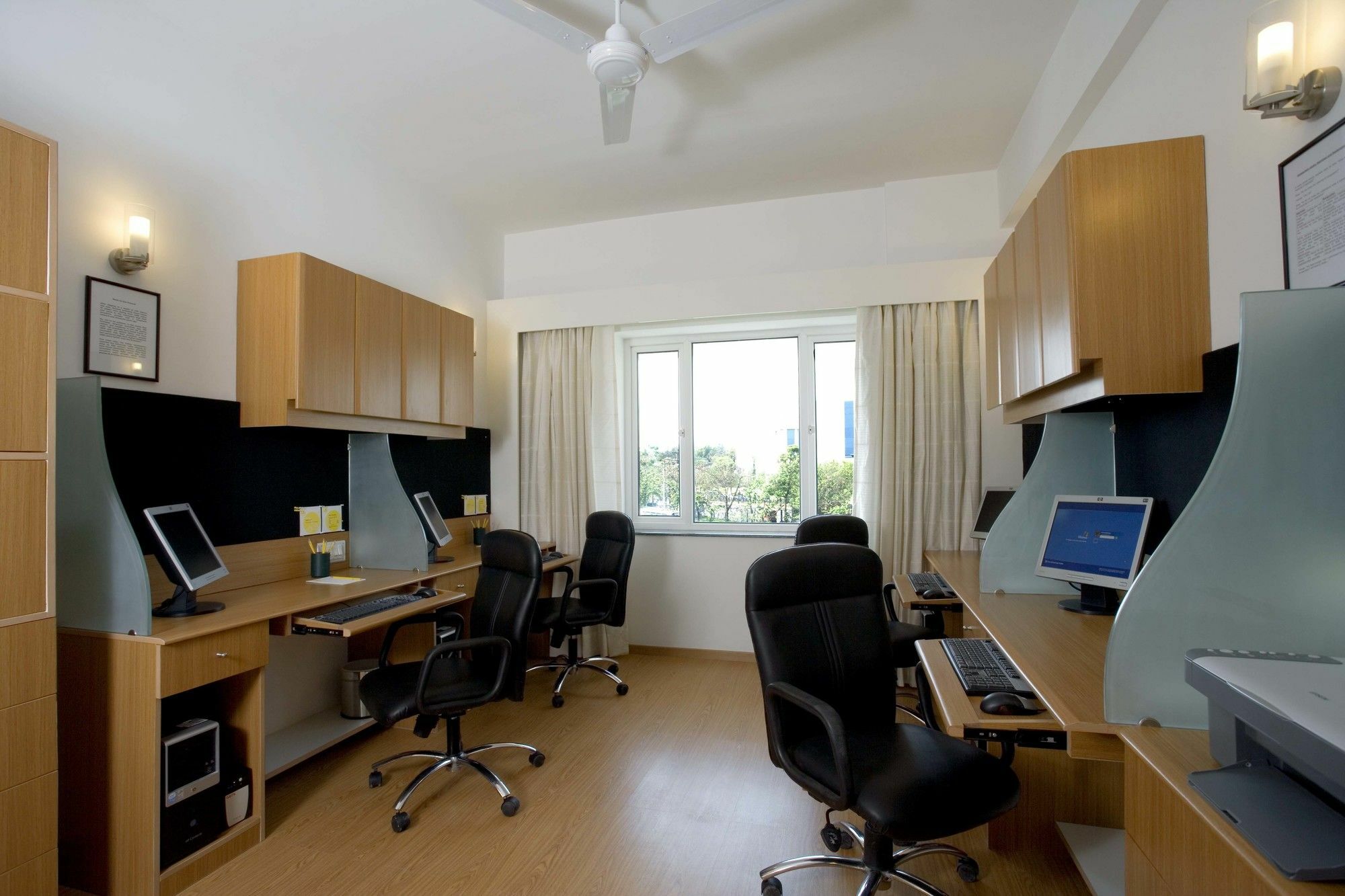 Lemon Tree Hotel Hinjewadi Pune Hinjawadi Exteriör bild