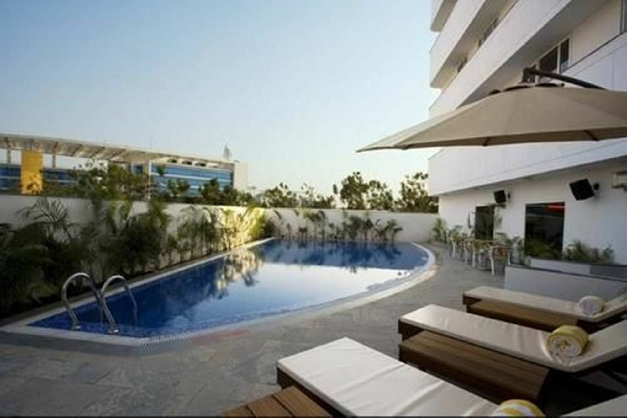Lemon Tree Hotel Hinjewadi Pune Hinjawadi Exteriör bild